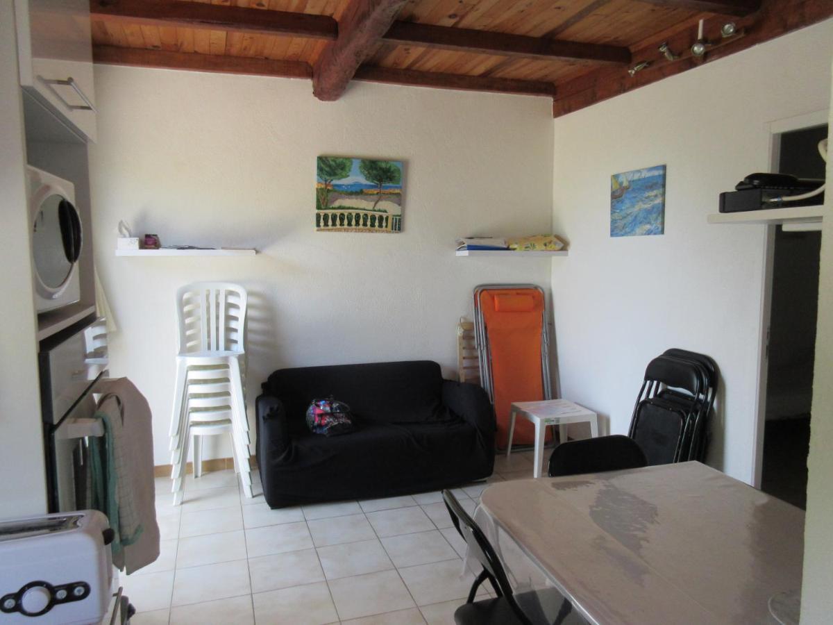 Apart climatisé T3 St Pierre la mer 1 er étage, 4 pers Fleury  Exterior foto