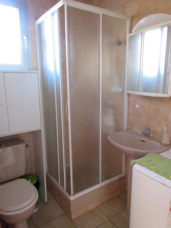Apart climatisé T3 St Pierre la mer 1 er étage, 4 pers Fleury  Exterior foto